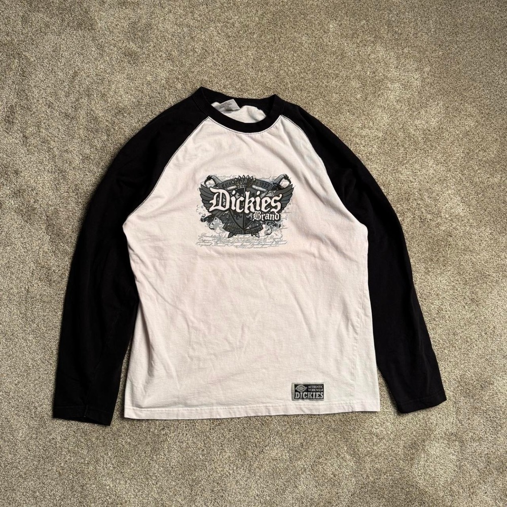 BLACK & WHITE Y2K DICKIES RAGLAN CUT LONG SLEEVE